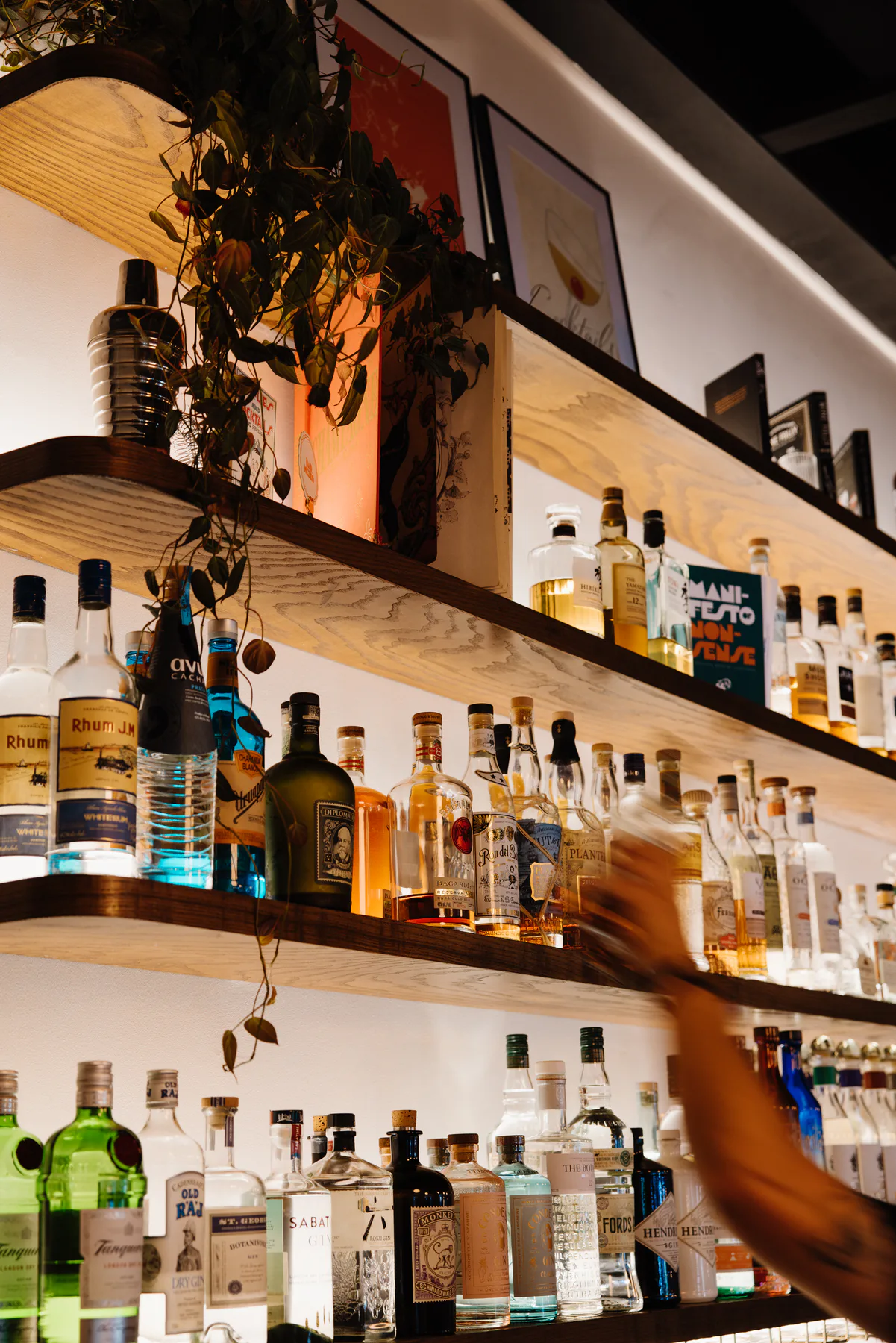Cocktail bar photography for Bar Mezzo in St. Petersburg, Florida — image 12