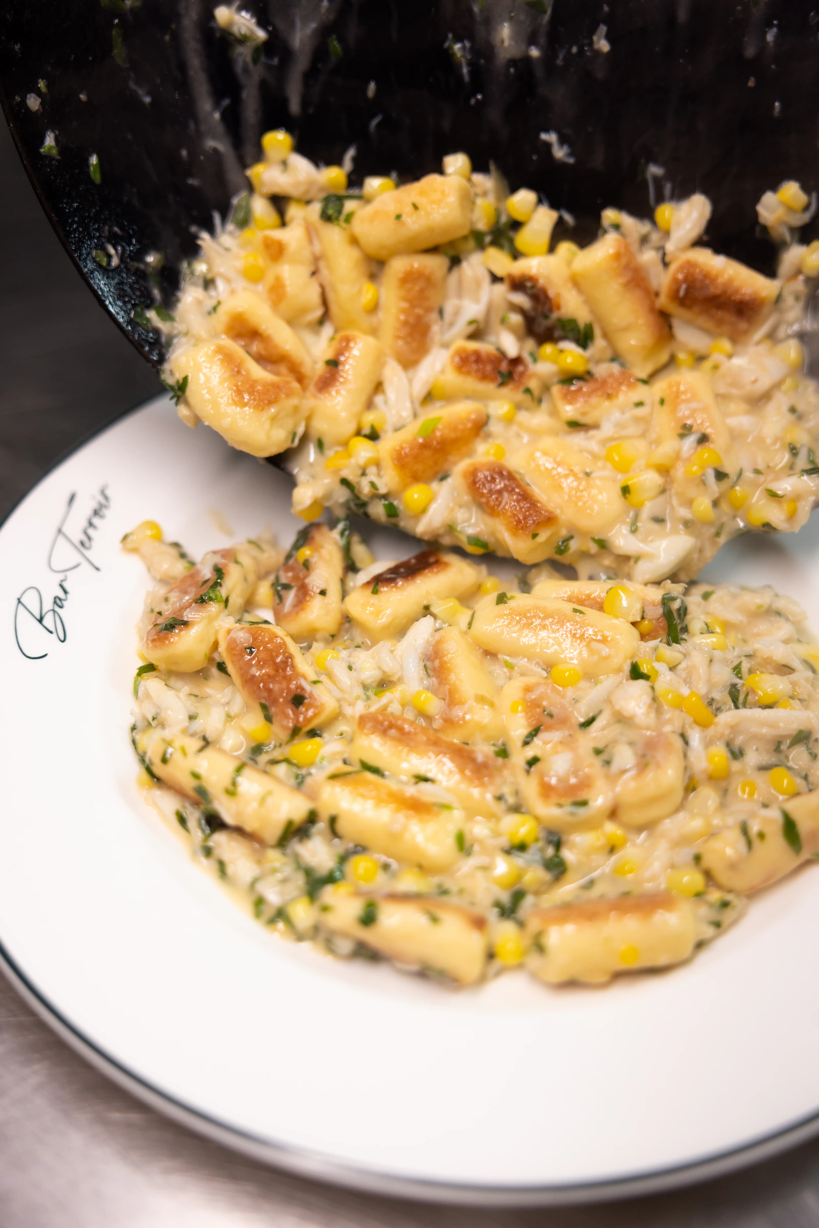 Restaurant, wine bar, food, and hospitality photography for Bar Terroir in St. Petersburg, Florida — image 14