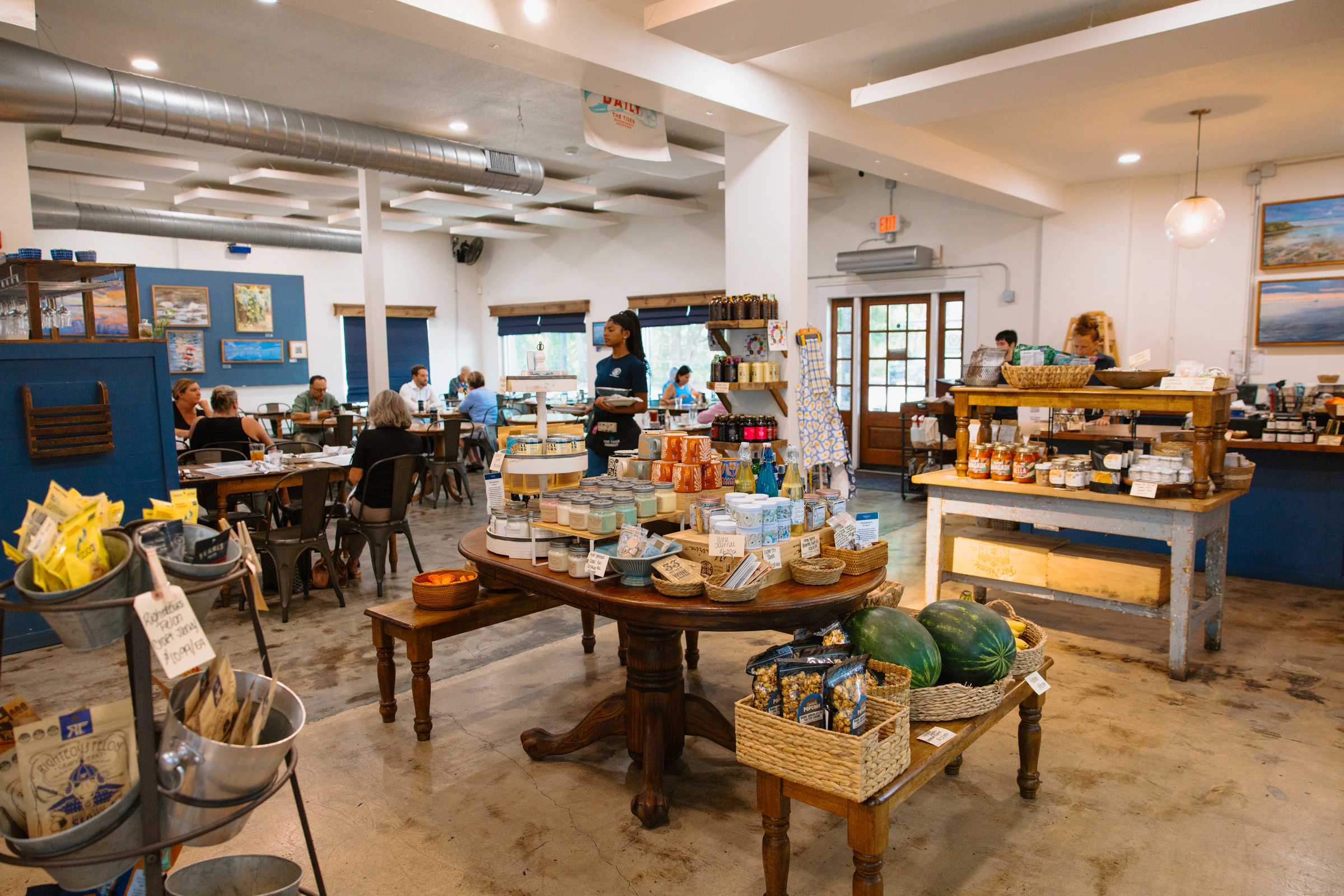 Restaurant, food, and hospitality photography for The Tides Market in St. Petersburg, Florida — image 29